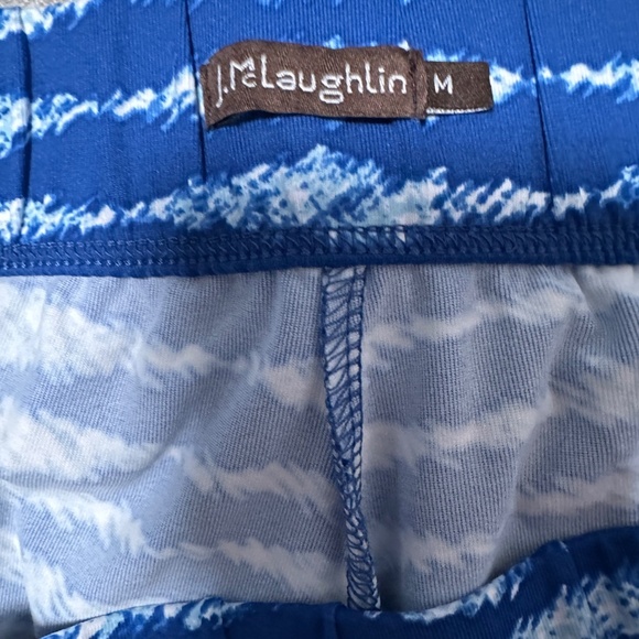 *J. MCLAUGHLIN* Lt. x Dk. Blue Skort Size Medium - Picture 4 of 5